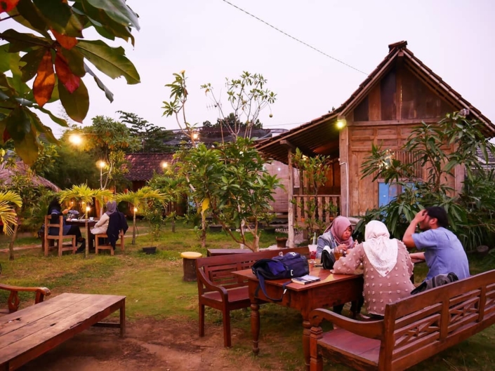 Kampung Jawa Restoran Tradisional Kekinian Di Yogya