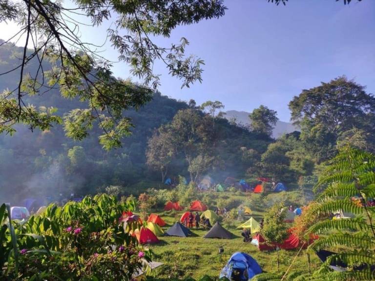 Destinasi Wisata Camping Bandung Yang Menawarkan Pengalaman Seru Dan