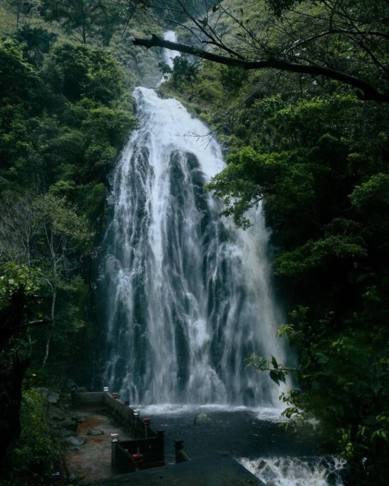 Rekomendasi Wisata Air Terjun Danau Toba Yang Wajib Kamu Kunjungi