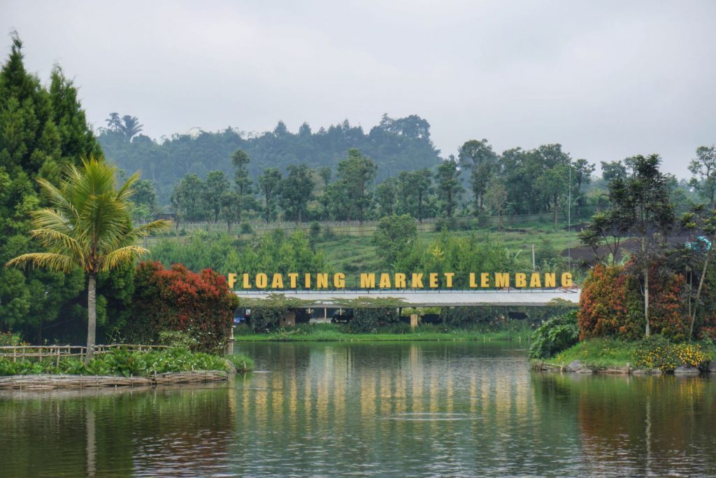 Floating-Market-Lembang