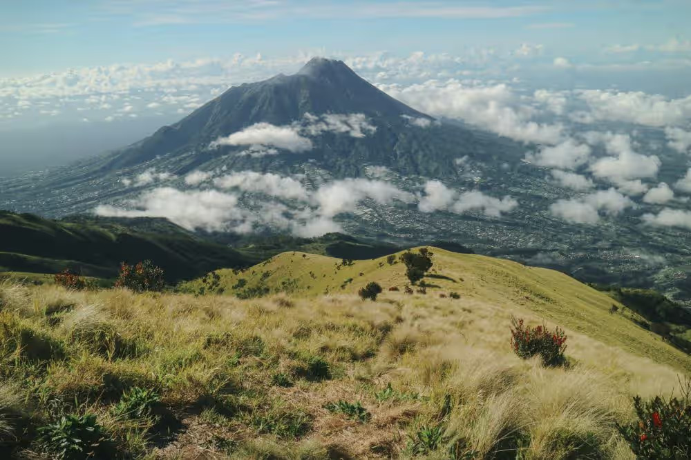 4 Gunung Indah Temanggung Dengan Pemandangannya Memukau